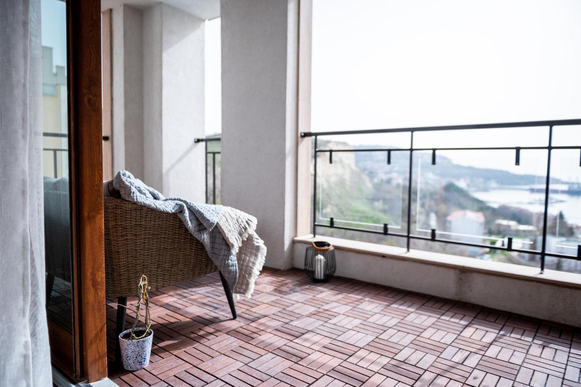 Queen'S Garden Balchik Apartment Esterno foto