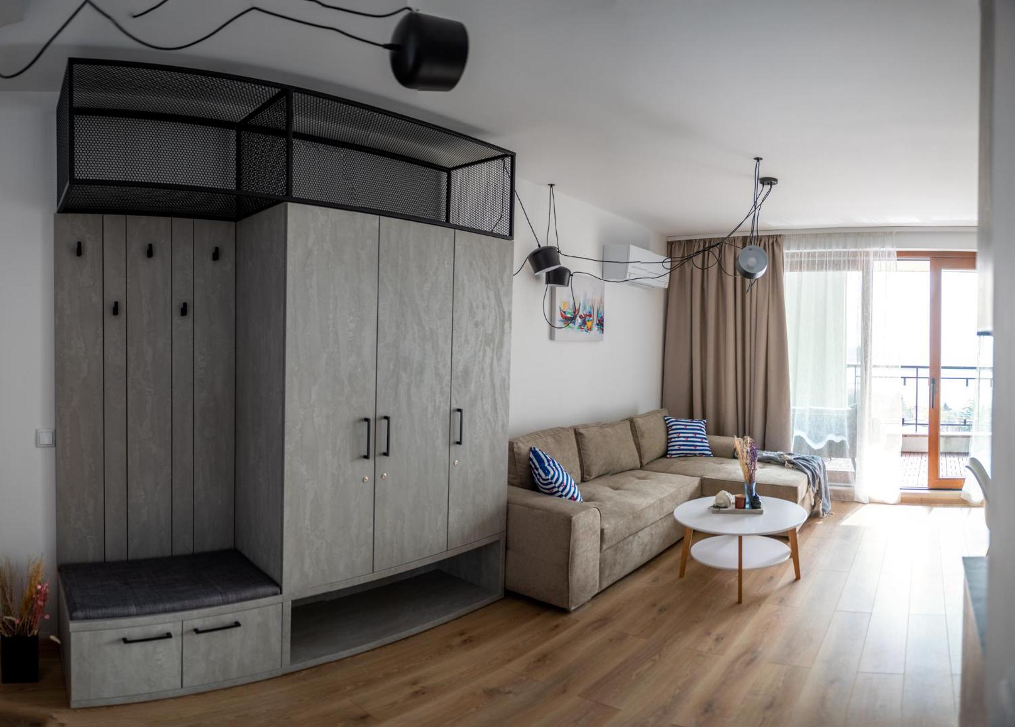 Queen'S Garden Balchik Apartment Esterno foto