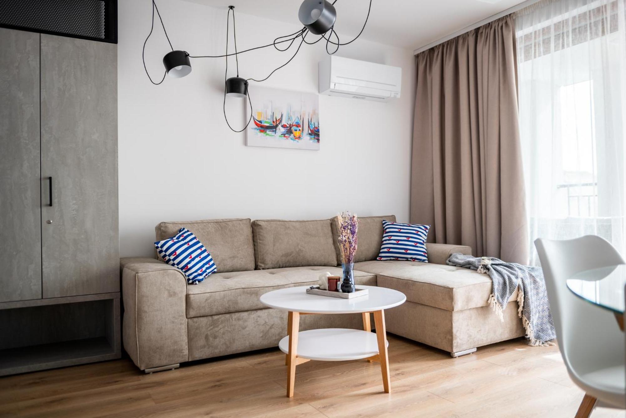 Queen'S Garden Balchik Apartment Esterno foto