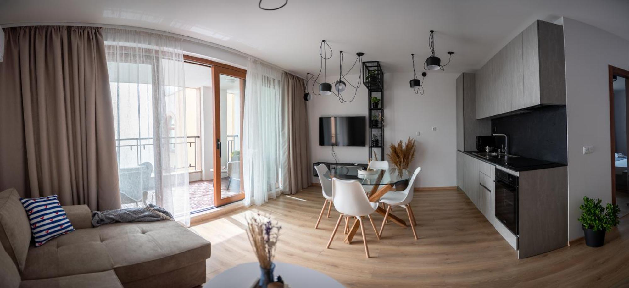 Queen'S Garden Balchik Apartment Esterno foto